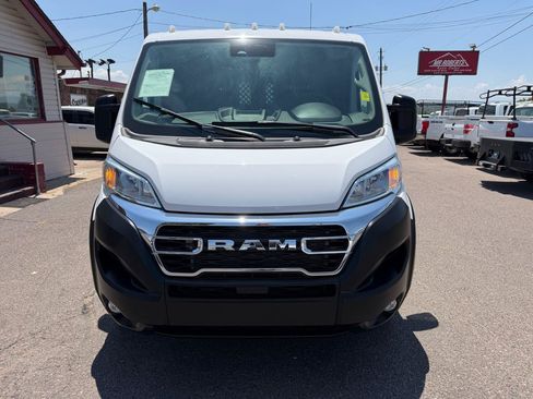 Used 2025 RAM ProMaster 2500 w/ U-Haul Equipment Group FWD image 3