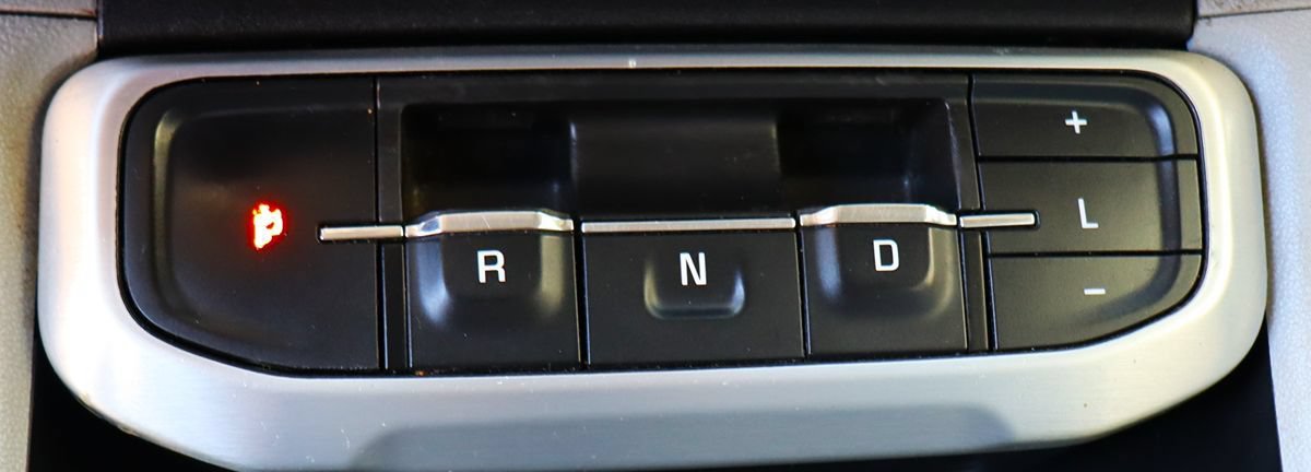 Used 2020 GMC Acadia SLT w/ LPO, Cargo Package FWD image 53