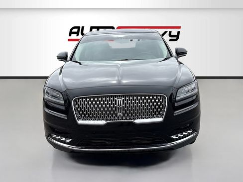 Used 2022 Lincoln Nautilus Reserve w/ Equipment Group 202A AWD/4WD image 2