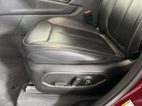 Used 2024 Jeep Grand Cherokee L Limited image 18