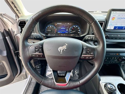 Used 2023 Ford Bronco Sport Outer Banks image 11
