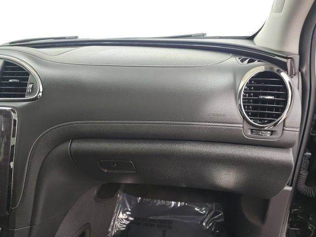 Used 2017 Buick Enclave Leather AWD/4WD image 44