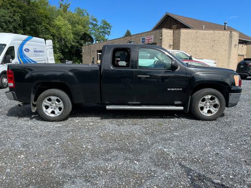 Used 2013 GMC Sierra 1500 SLE w/ Power Tech Package AWD/4WD image 6
