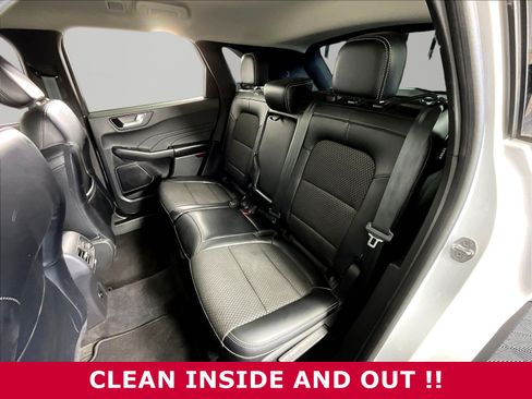 Used 2023 Ford Escape SE FWD image 22