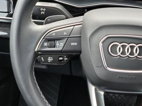 Certified 2024 Audi Q8 Prestige image 15