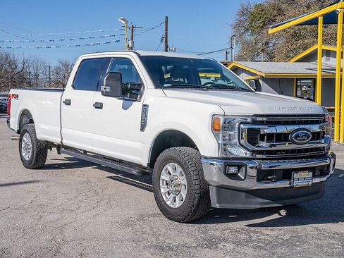 Used 2021 Ford F250 XLT w/ XLT Value Package image 3