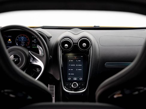 Used 2023 McLaren GT image 42