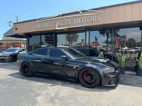 Used 2021 Dodge Charger Scat Pack RWD image 1