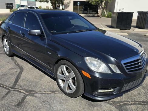 Used 2012 Mercedes-Benz E 350 BlueTEC Sedan image 3