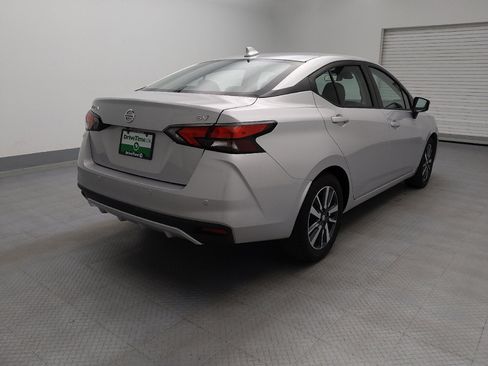 Used 2021 Nissan Versa SV image 7