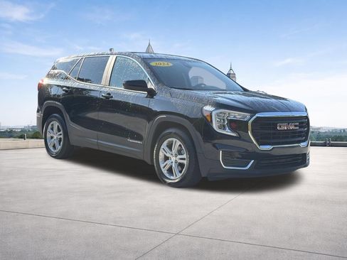 Used 2024 GMC Terrain SLE FWD image 27