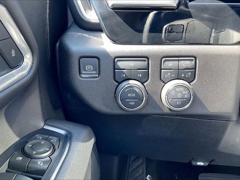 Certified 2025 Chevrolet Silverado 2500 LT w/ All Star Edition image 32