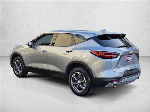 Used 2025 Chevrolet Blazer LT image 8