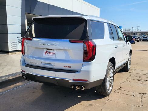 New 2026 GMC Yukon Denali image 3