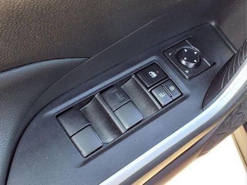 Used 2023 Toyota RAV4 LE image 14