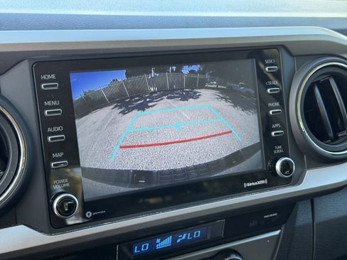 Used 2022 Toyota Tacoma SR5 w/ Technology Package RWD image 24