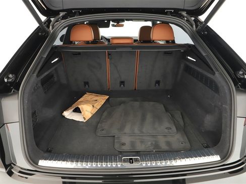 Certified 2025 Audi Q8 Prestige w/ Prestige Package image 29