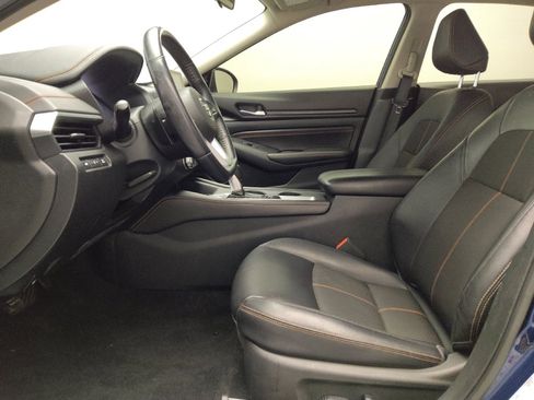 Used 2019 Nissan Altima 2.0 SR image 17