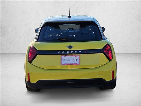 Certified 2025 MINI Cooper S image 7