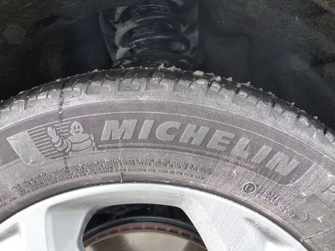 Used 2025 Ford Escape ST-Line w/ Tech Pack #1 image 13