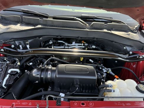 Used 2024 Ford Explorer Limited image 30