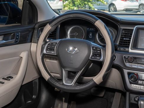 Used 2018 Hyundai Sonata Limited w/ Cargo Package FWD image 19