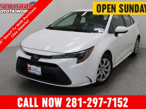 Certified 2024 Toyota Corolla LE FWD image 1