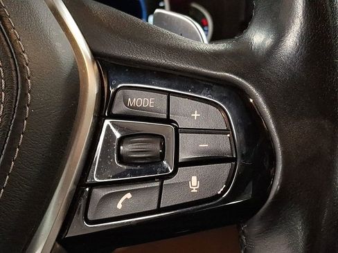 Used 2018 BMW 530i xDrive image 17