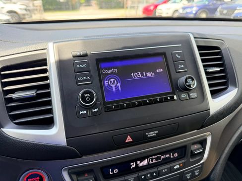 Used 2017 Honda Ridgeline Sport image 18