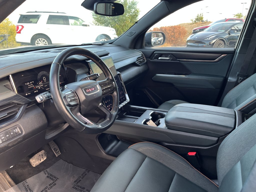 Used 2025 GMC Acadia AT4 AWD/4WD image 10