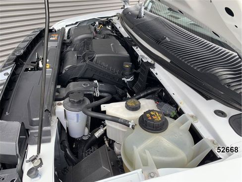 Used 2023 Ford E-450 and Econoline 450 Super Duty w/ Power Windows & Locks Group RWD image 15