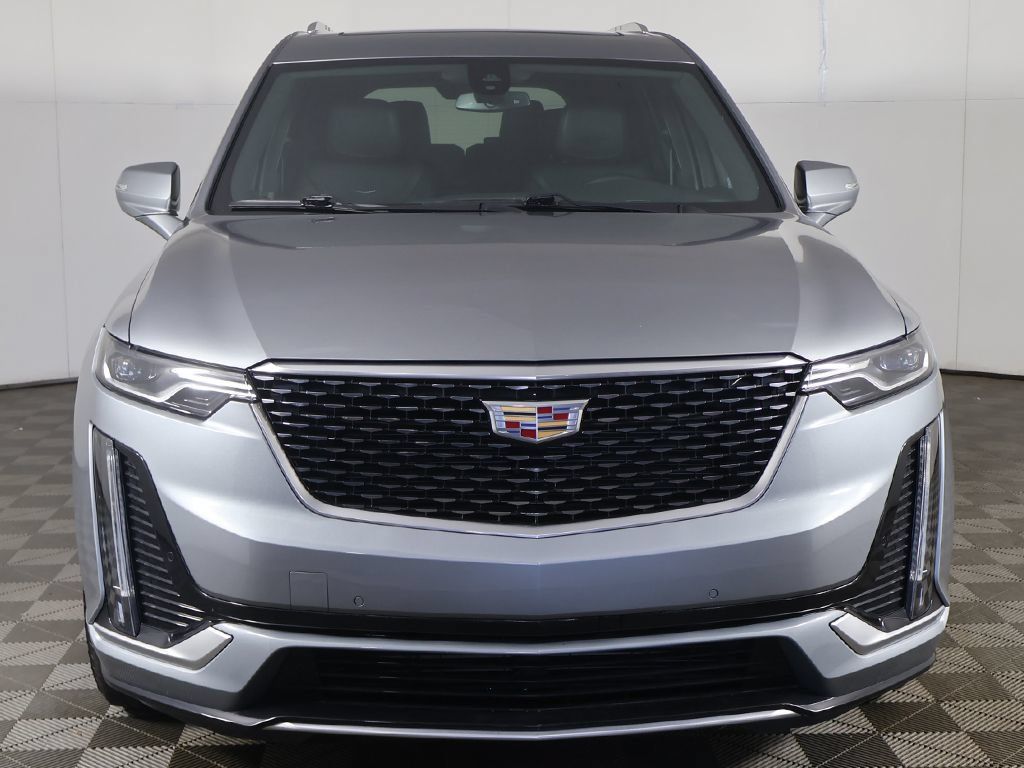 Used 2024 Cadillac XT6 Luxury w/ LPO, Floor Liner Package AWD/4WD image 11