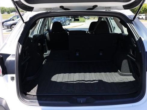 Certified 2025 Subaru Outback AWD/4WD image 8