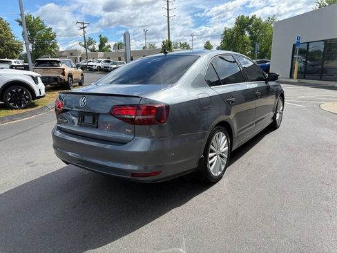 Used 2016 Volkswagen Jetta SEL w/ Lighting Package FWD image 8