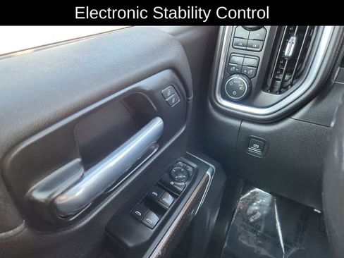 Used 2020 Chevrolet Silverado 1500 LT Trail Boss w/ Convenience Package image 38