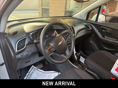Used 2018 Chevrolet Trax LS image 6
