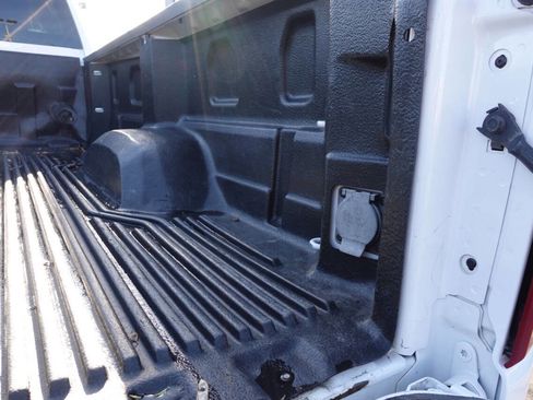 Used 2022 Chevrolet Silverado 2500 W/T w/ WT Convenience Package AWD/4WD image 28