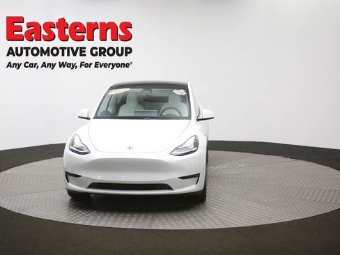 Used 2020 Tesla Model Y Long Range image 49