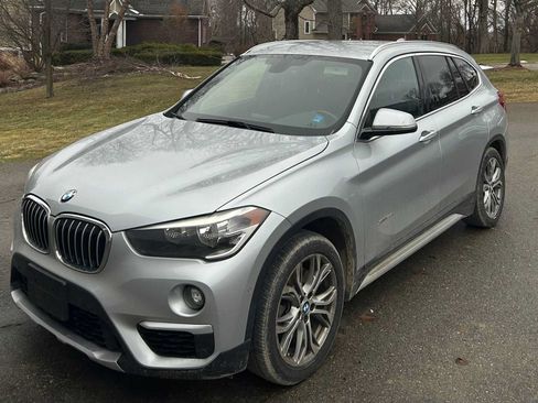 Used 2016 BMW X1 xDrive28i AWD/4WD image 1