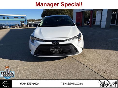 Used 2024 Toyota Corolla LE image 14