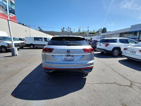 Used 2021 Volkswagen Atlas Cross Sport S image 7