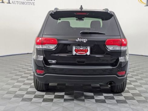 Used 2019 Jeep Grand Cherokee Laredo RWD image 6