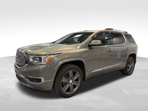 Used 2019 GMC Acadia Denali w/ Technology Package image 3