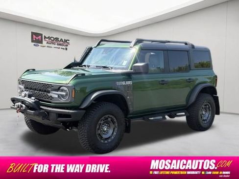 Used 2024 Ford Bronco Everglades AWD/4WD image 3