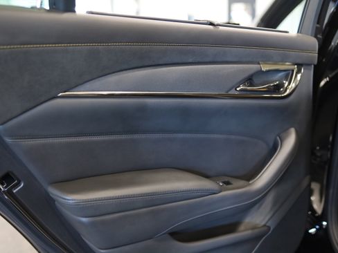 Used 2016 Cadillac CTS V w/ Carbon Fiber Package RWD image 40
