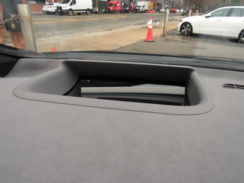 Certified 2023 Mercedes-Benz EQS 450+ 4MATIC Sedan w/ Executive Rear Seat Package image 9