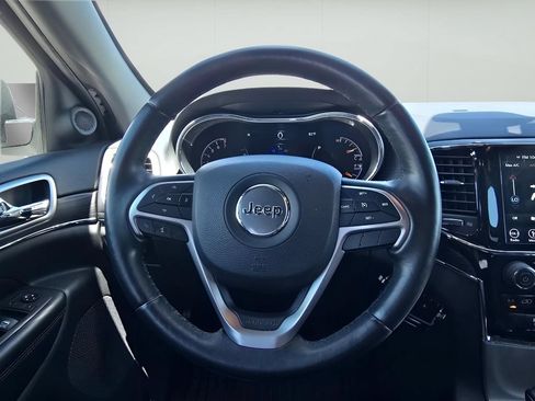 Used 2019 Jeep Grand Cherokee Limited w/ Trailer Tow Group IV AWD/4WD image 10