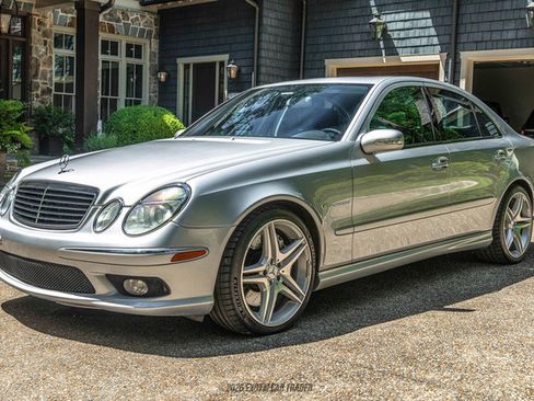 Used 2005 Mercedes-Benz E 55 AMG Sedan image 14