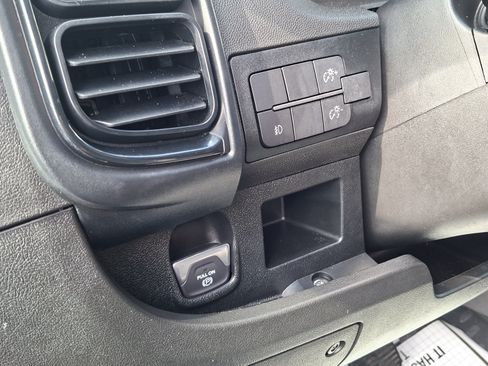 Used 2025 RAM ProMaster 2500 w/ Convenience Group FWD image 10