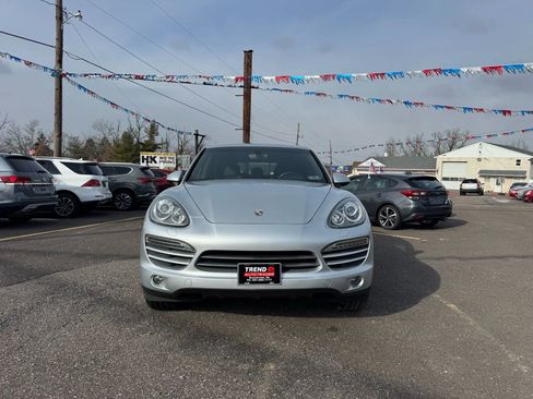 Used 2012 Porsche Cayenne image 2